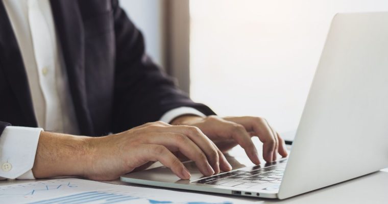 Why Sticky CTAs Are a Smart Conversion Tool for WordPress Websites